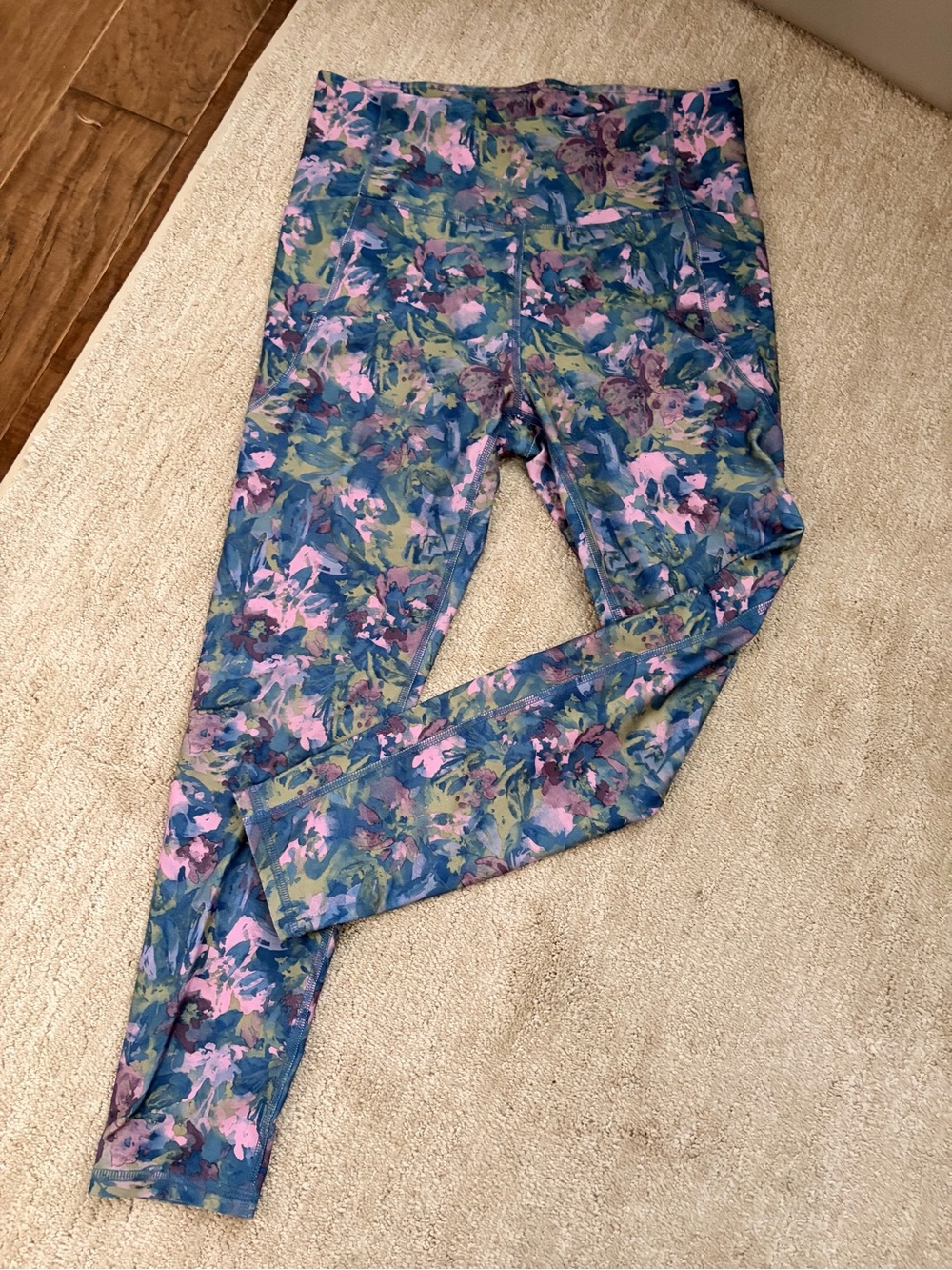 Floral Print Leggings in Blue & Pink